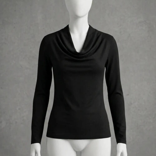 Maglia nera scollo a cappuccio morbido – Taglia S